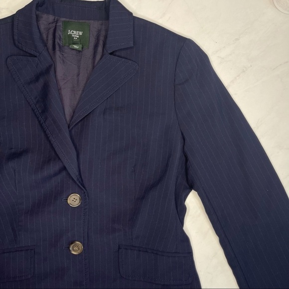 J. Crew Suiting Wool Blend Navy Blue Pin Striped Button Front Blazer Size 6 - Picture 4 of 7